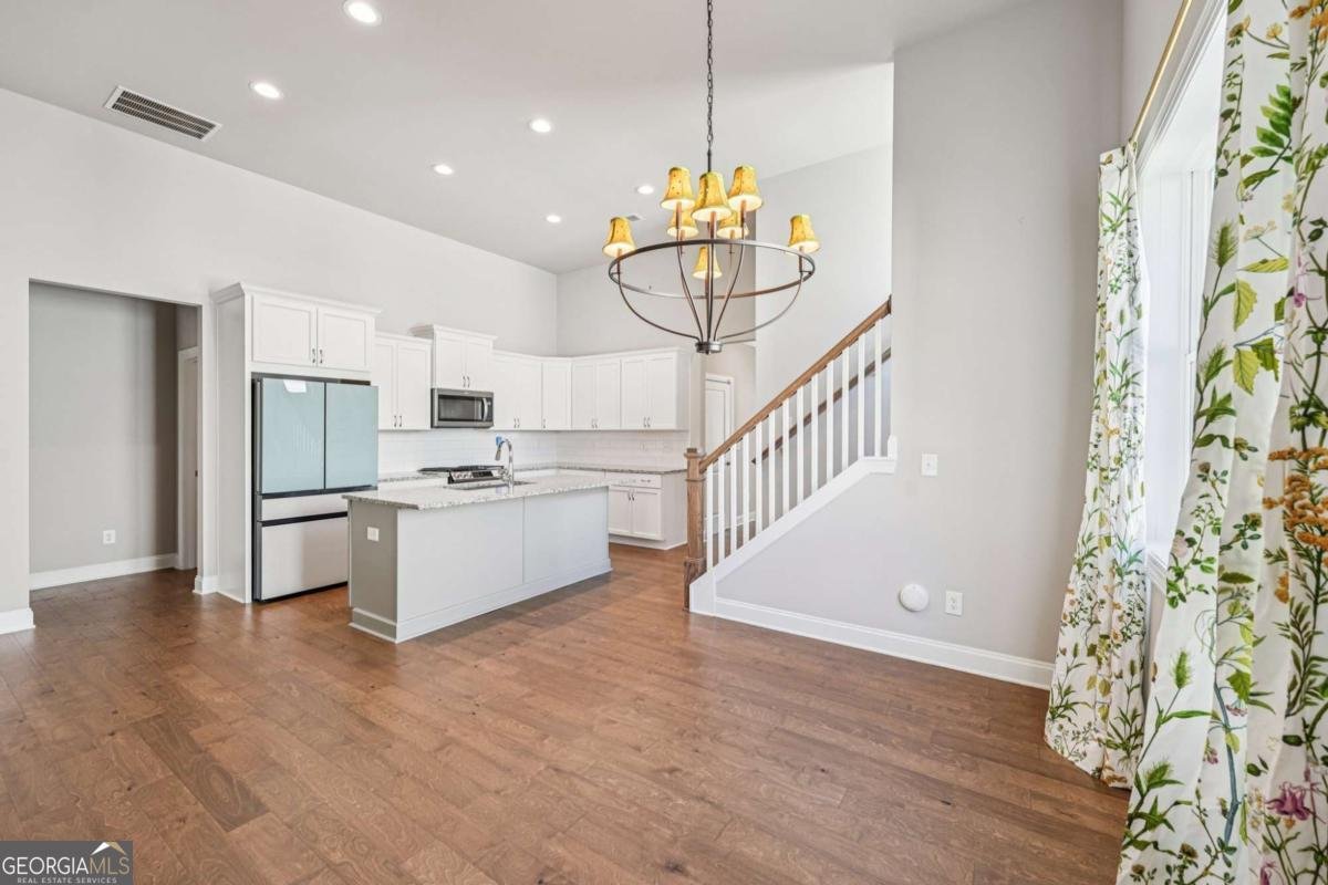 388 Lakeside Court Canton - Photo 10