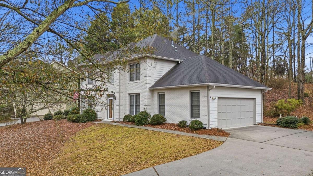 5868 Valine Way Sugar Hill - Photo 1