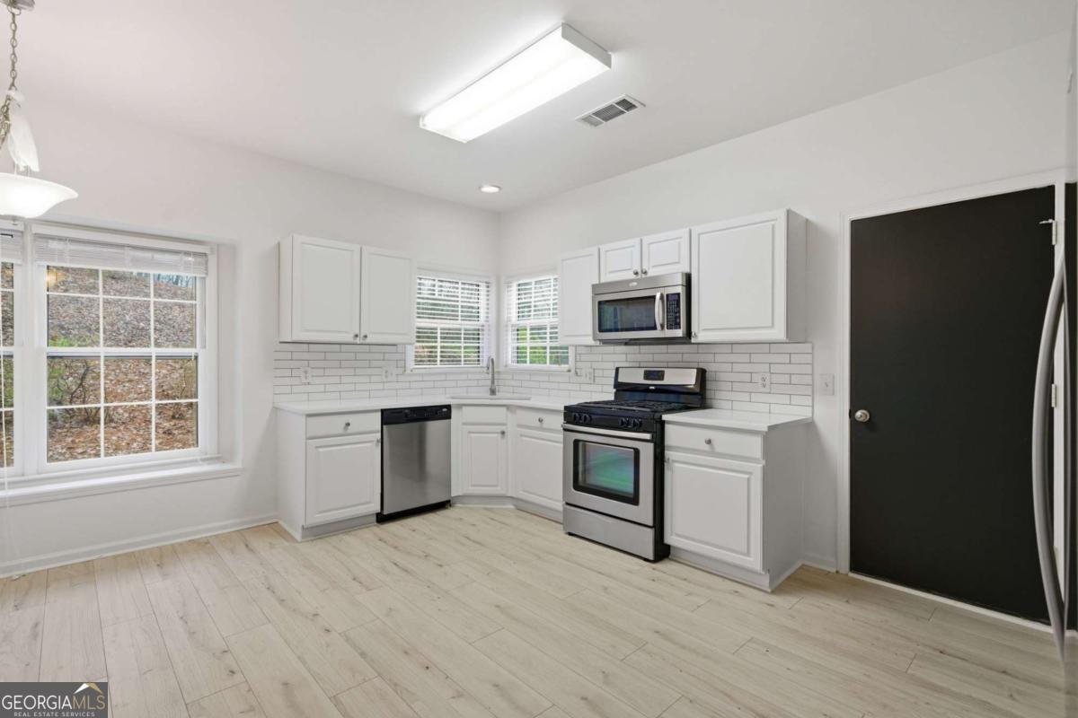 5868 Valine Way Sugar Hill - Photo 13