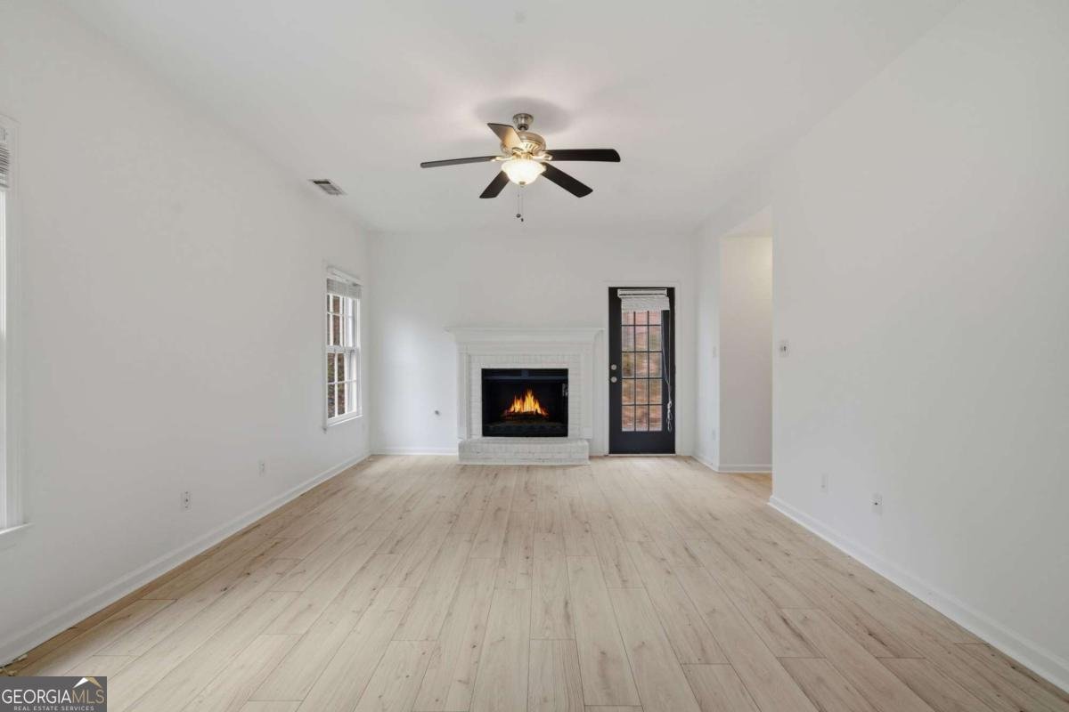 5868 Valine Way Sugar Hill - Photo 9