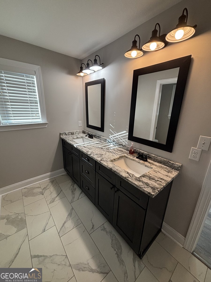 403 Avington Chase Perry - Photo 15