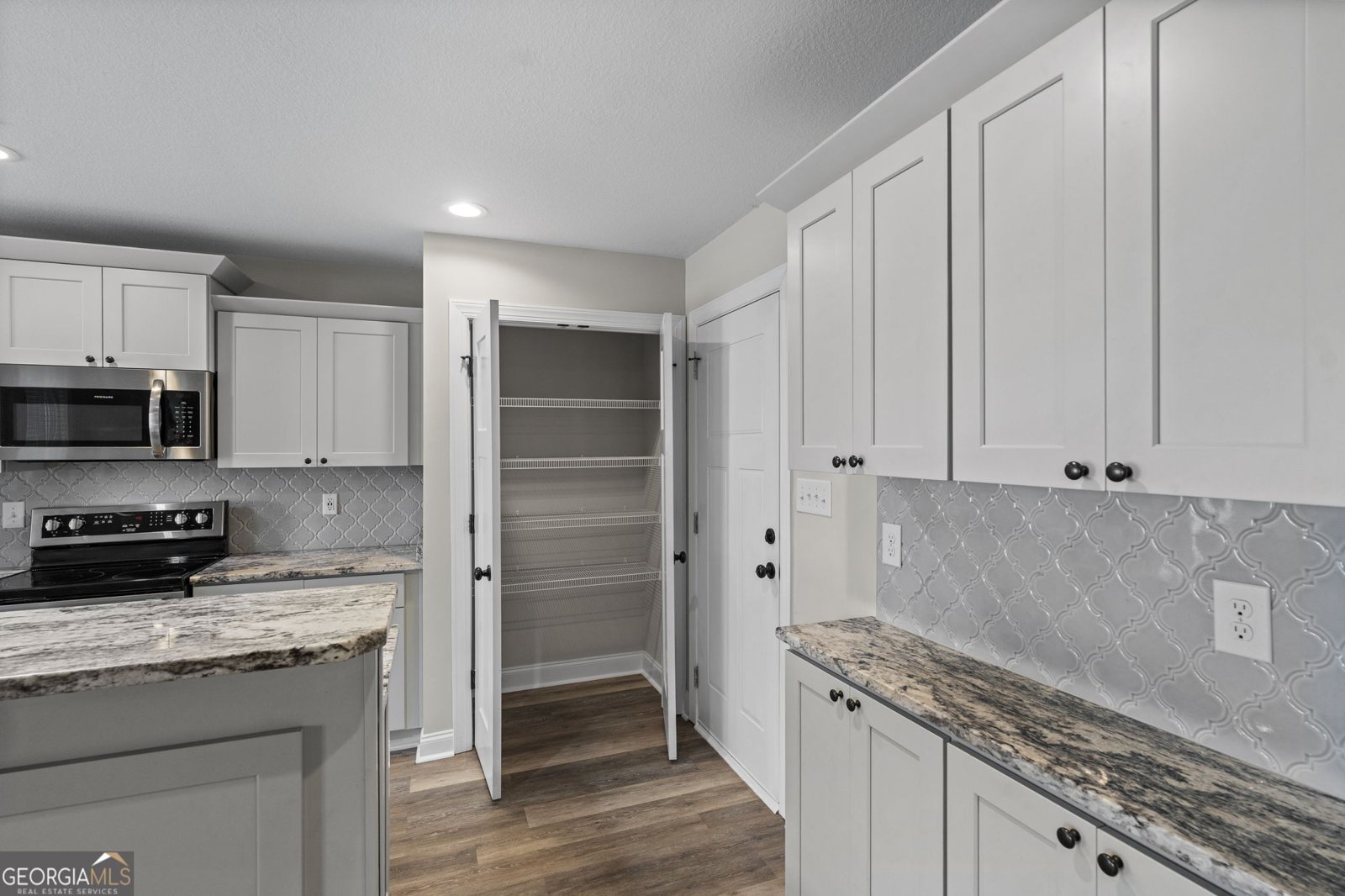 403 Avington Chase Perry - Photo 32