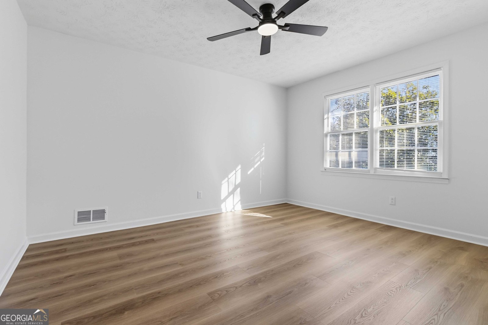 631 Bralorne Drive Stone Mountain - Photo 11