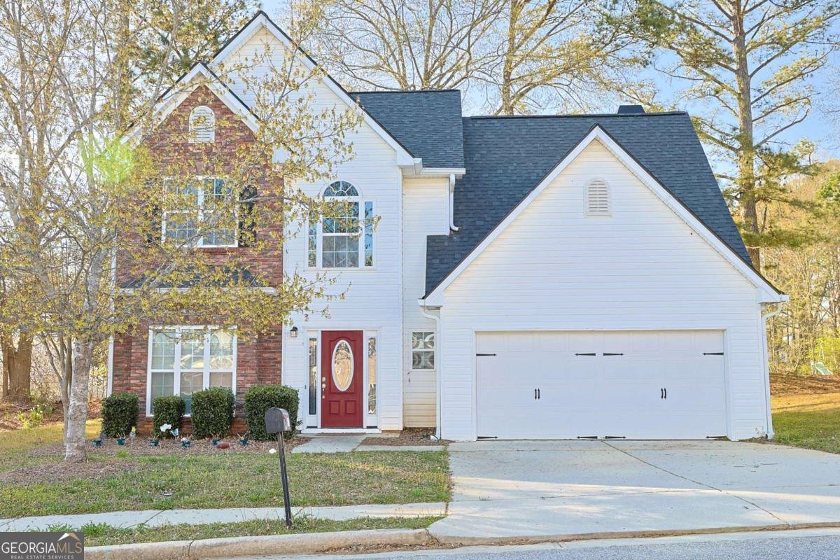 910 Lakeside Court Loganville - Photo 1