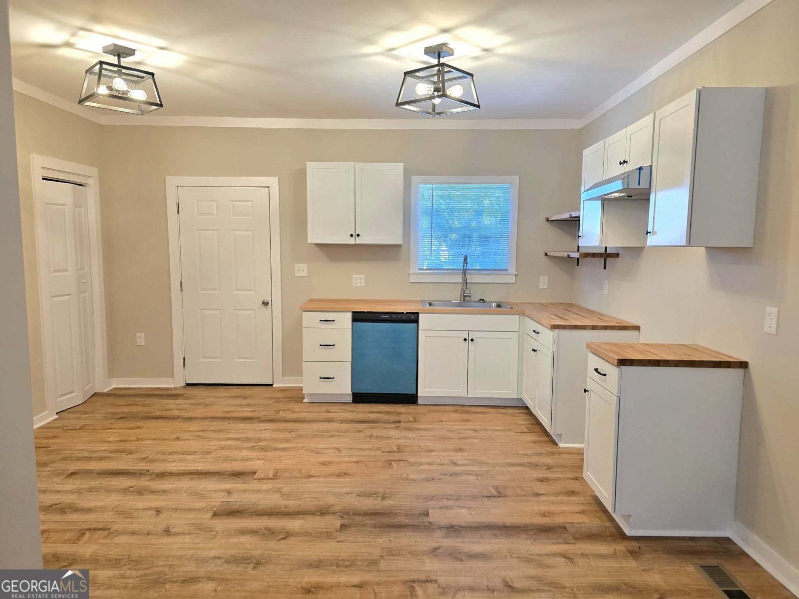 146 O Street Thomaston - Photo 6