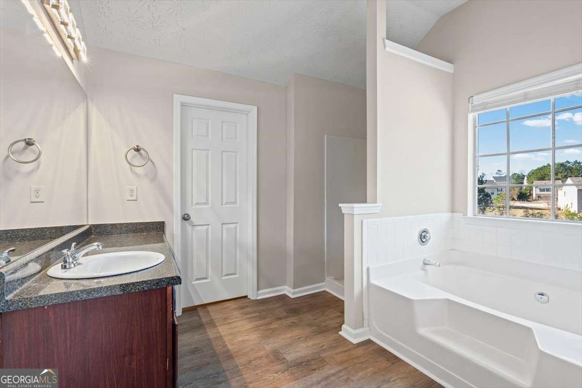 565 Amish Avenue Riverdale - Photo 21