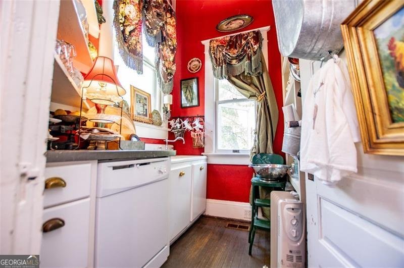 8612 CAMPBELLTON Street Douglasville - Photo 24