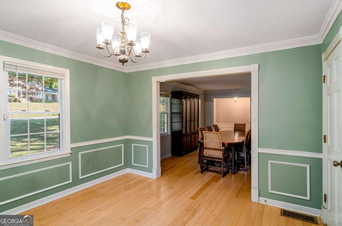 445 Bruce Way Lilburn - Photo 10