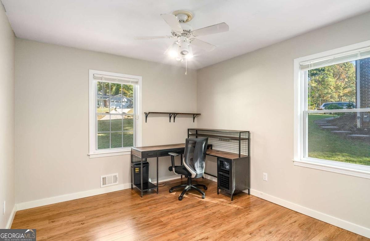 445 Bruce Way Lilburn - Photo 32