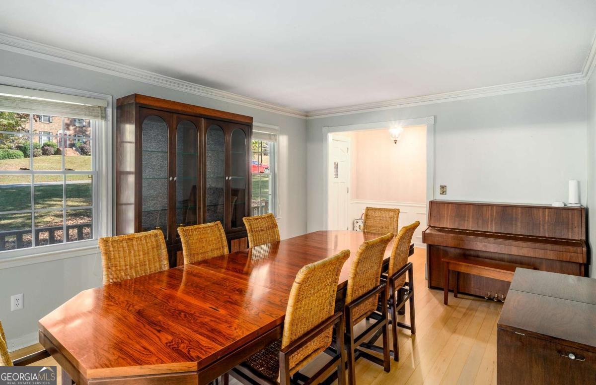 445 Bruce Way Lilburn - Photo 8