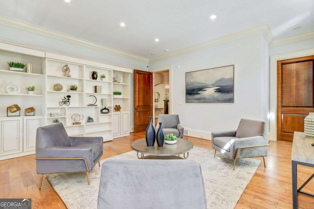 4227 Peachtree Dunwoody Road Atlanta - Photo 11