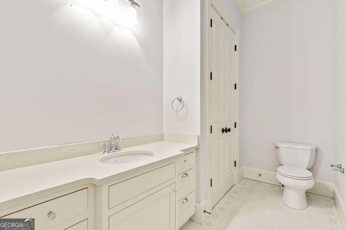 4227 Peachtree Dunwoody Road Atlanta - Photo 35