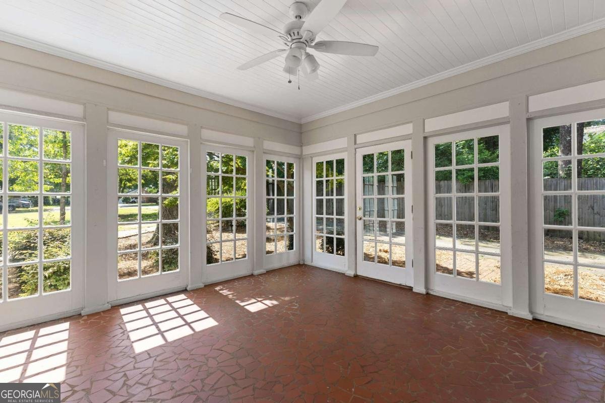 404 Thurston Avenue Thomaston - Photo 14