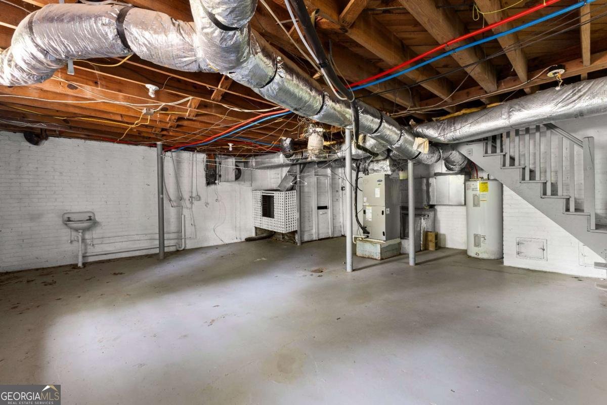 404 Thurston Avenue Thomaston - Photo 47