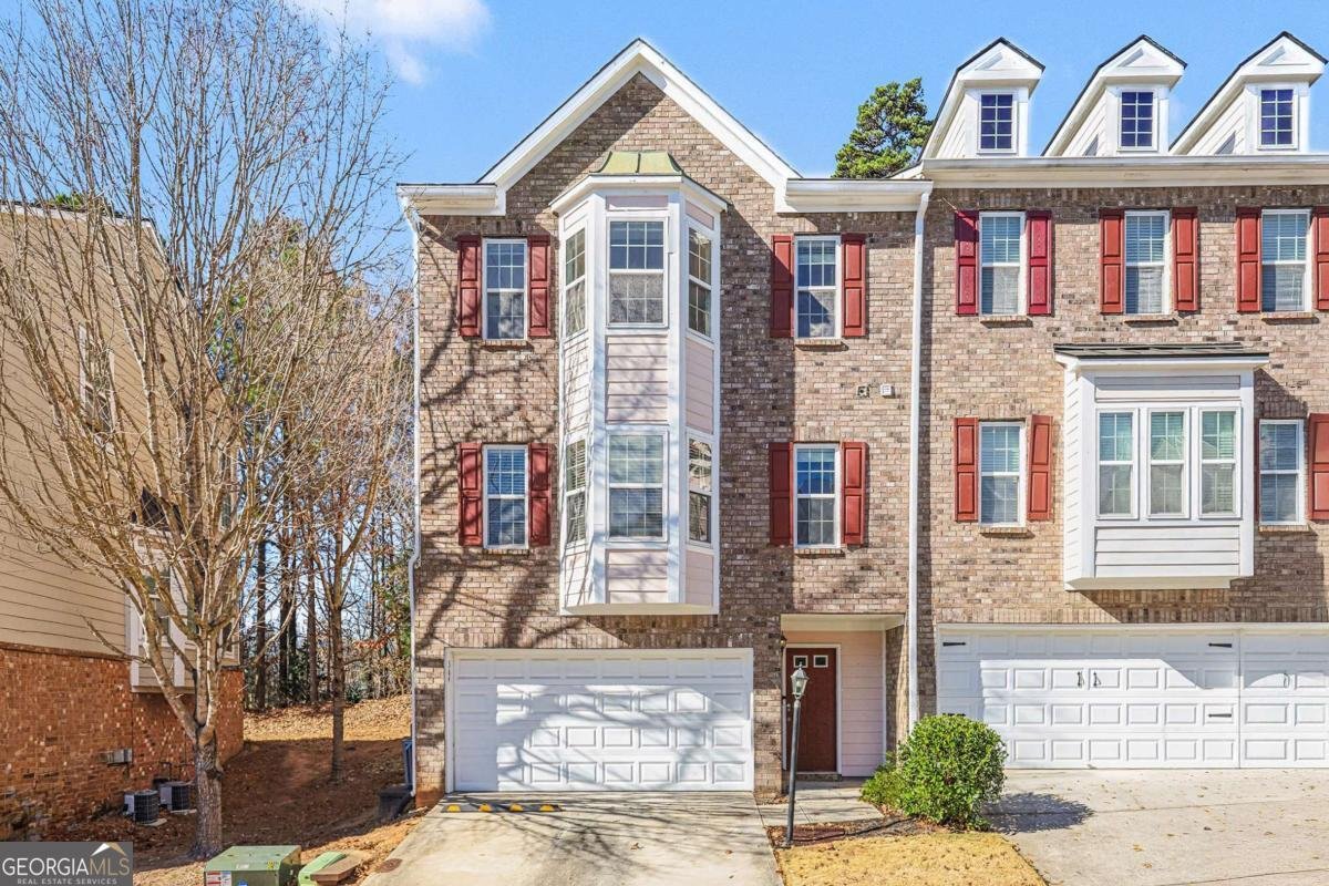 364 Eagle Tiff Drive Sugar Hill - Photo 1