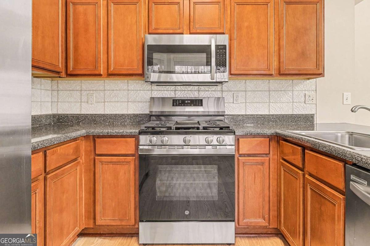 364 Eagle Tiff Drive Sugar Hill - Photo 11