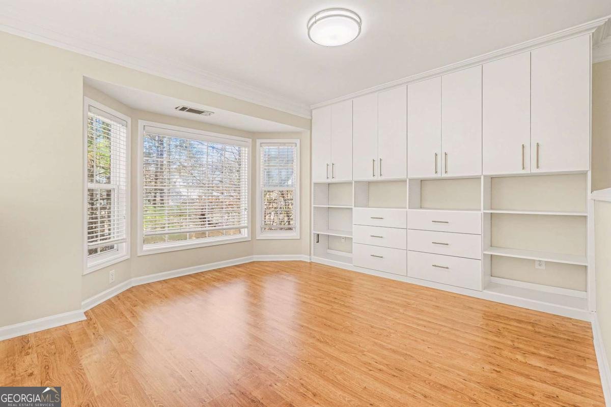 364 Eagle Tiff Drive Sugar Hill - Photo 16