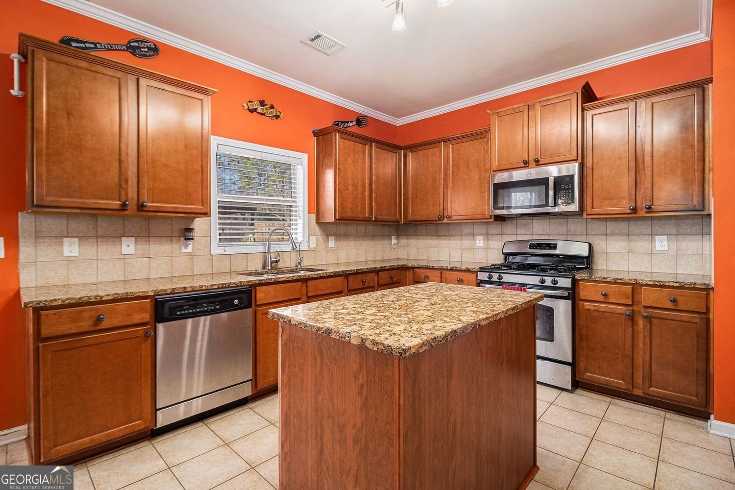 7400 Toccoa Circle Union City - Photo 12