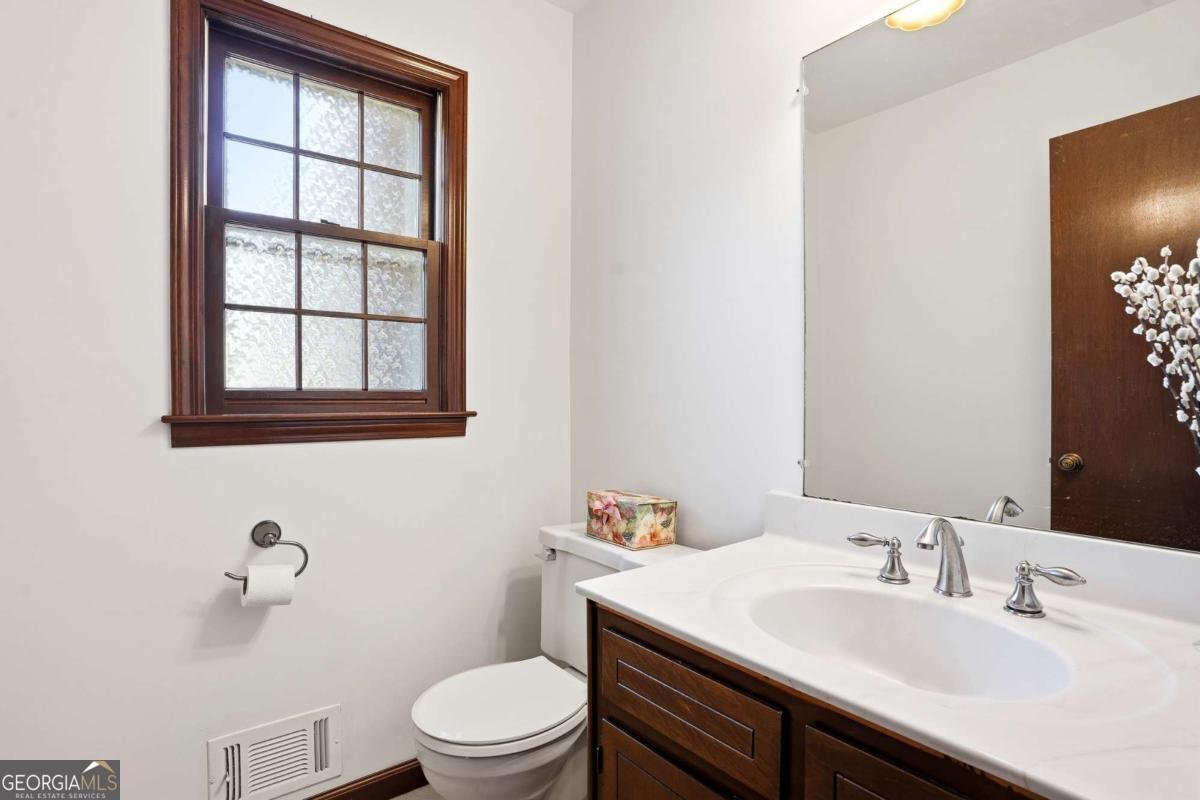 4693 Marc Court Lilburn - Photo 16