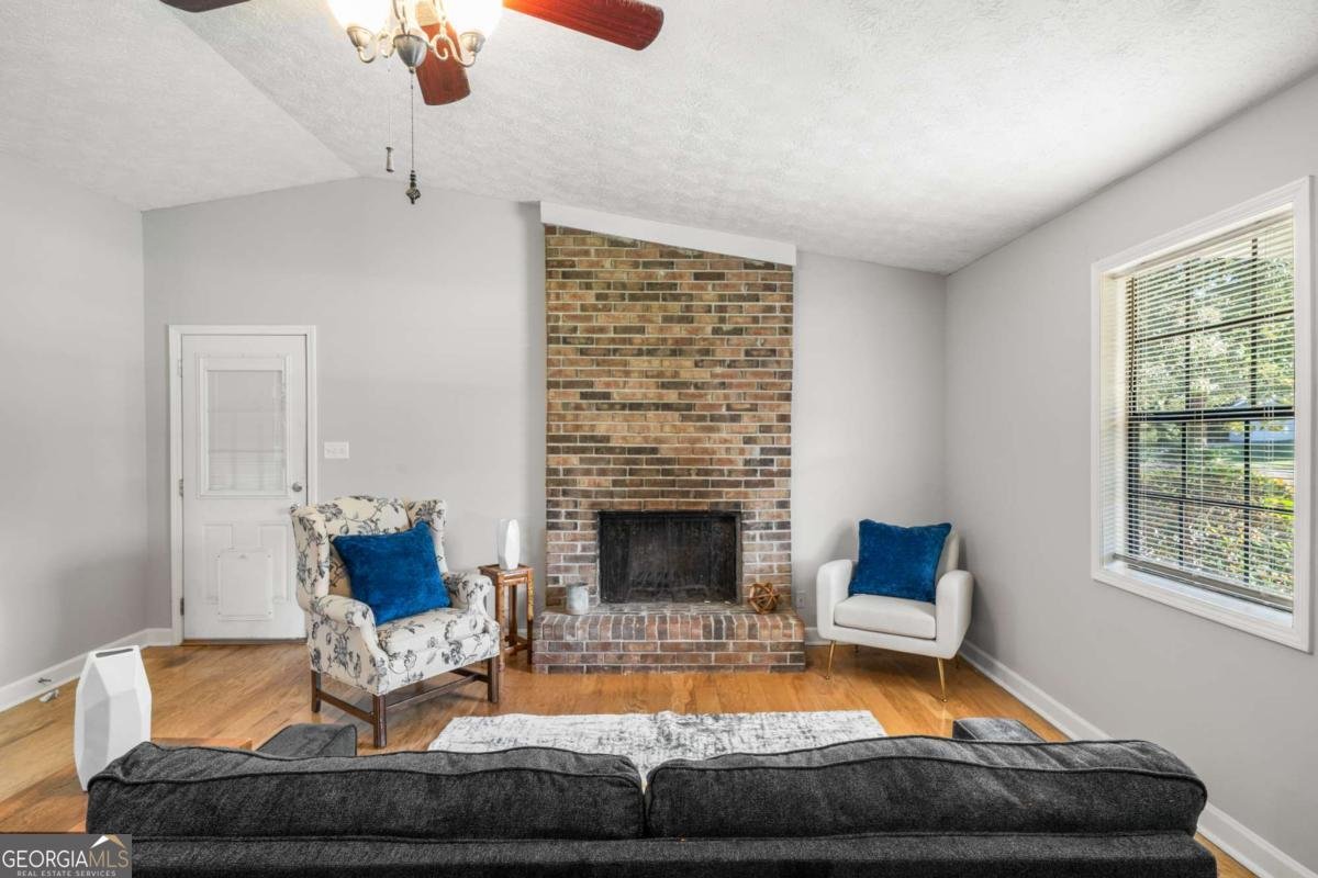 1141 Holly Hills Drive Lilburn - Photo 7