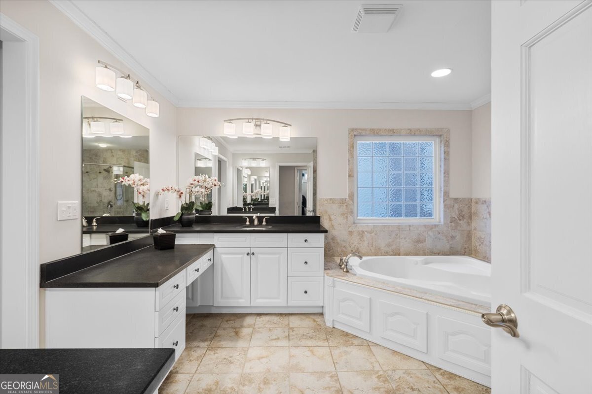 2363 LEISURE LAKE Drive Atlanta - Photo 10