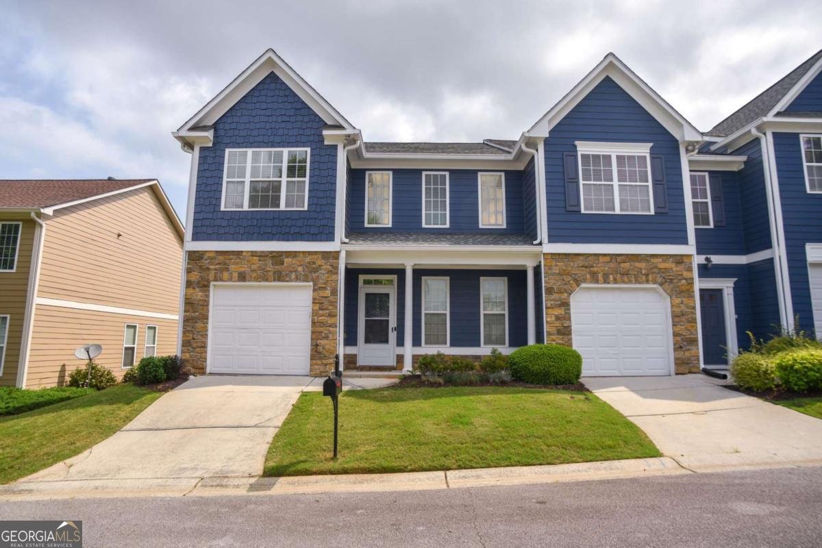 6616 Splashwater Drive Flowery Branch - Photo 1