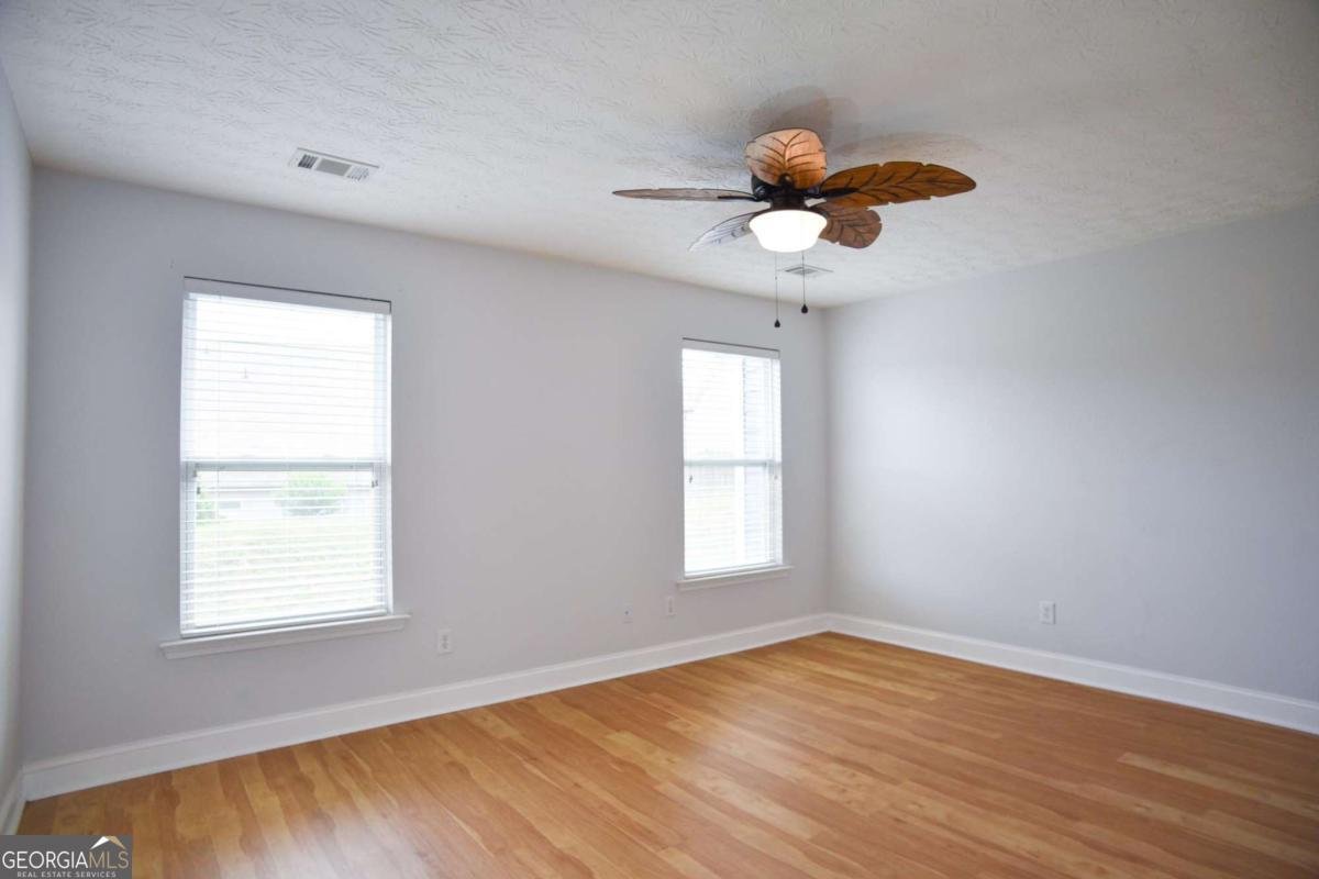 6616 Splashwater Drive Flowery Branch - Photo 12