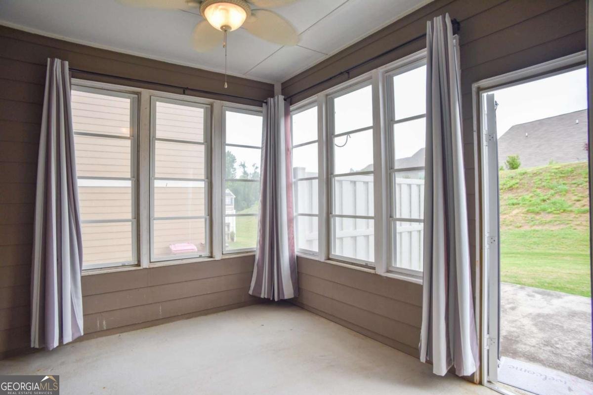 6616 Splashwater Drive Flowery Branch - Photo 9