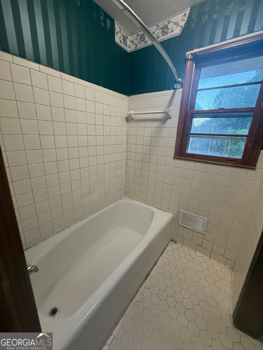 4474 CASCO Lane Lilburn - Photo 6