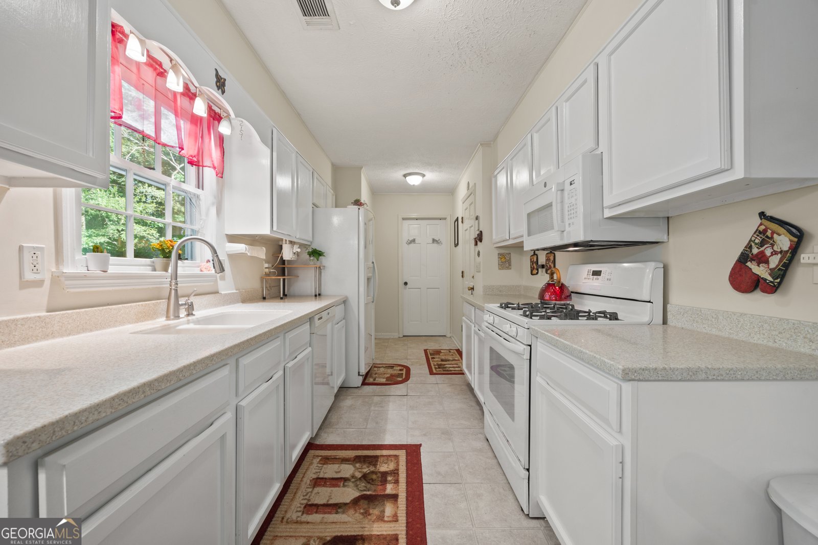 150 Ashley Drive Fayetteville - Photo 18