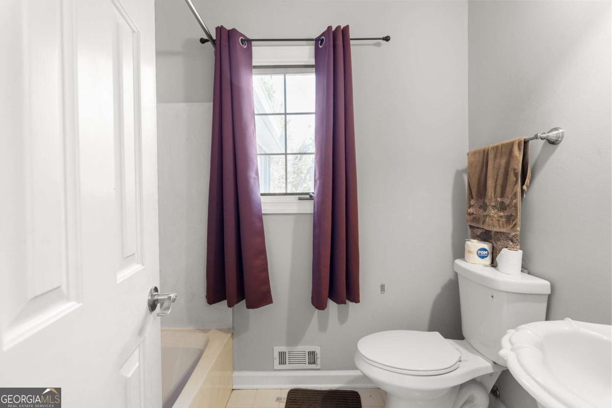 405 Savannah Circle Jonesboro - Photo 32