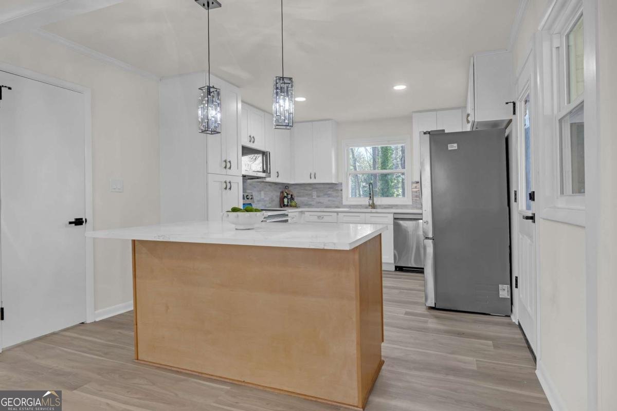 2418 Meadowlark Drive East Point - Photo 12