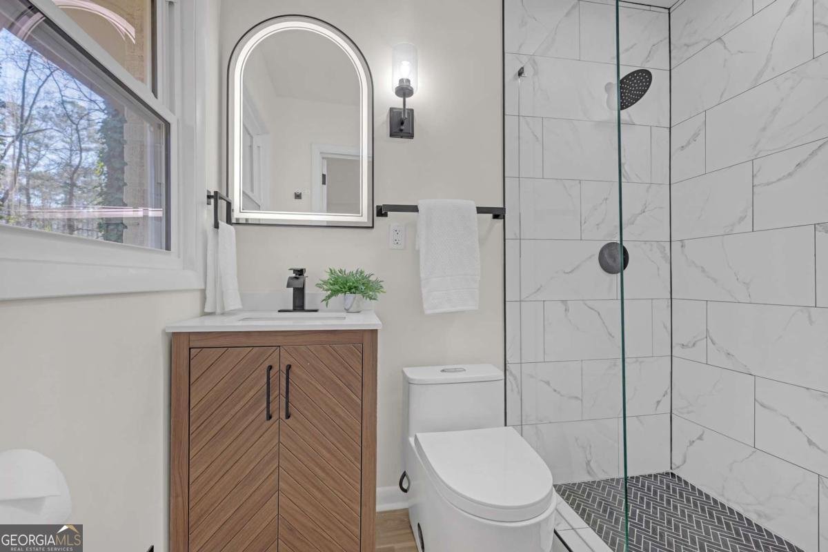 2418 Meadowlark Drive East Point - Photo 16