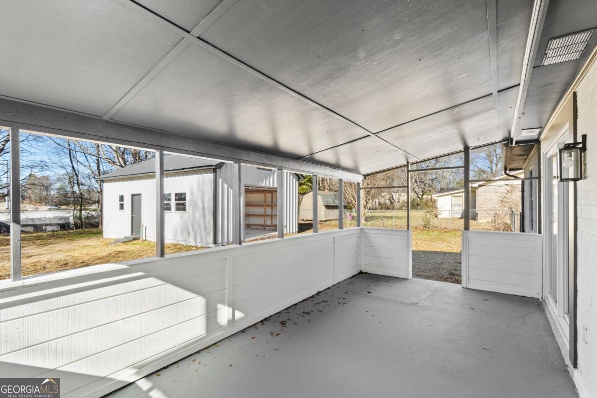 693 Highland Loop Lawrenceville - Photo 14