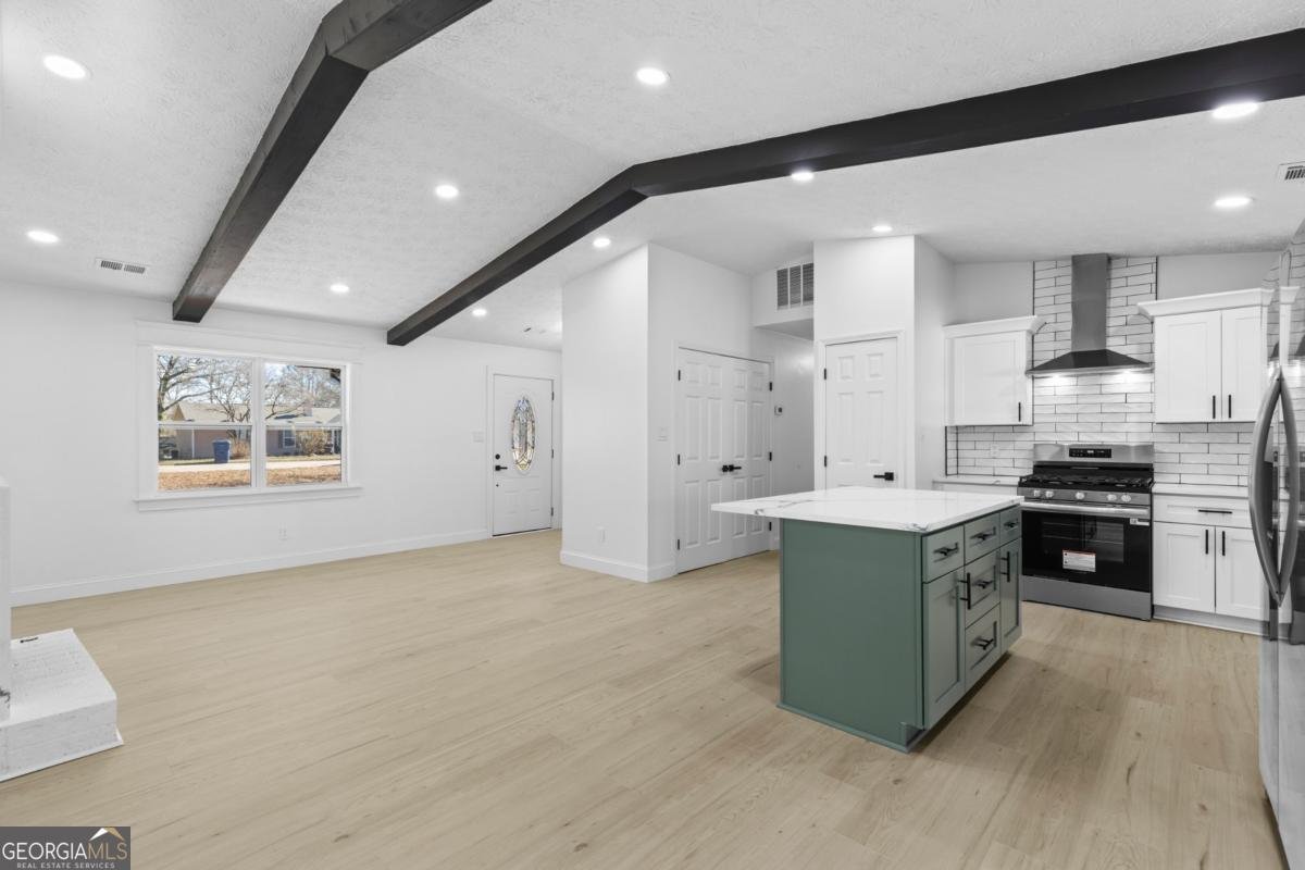 693 Highland Loop Lawrenceville - Photo 6