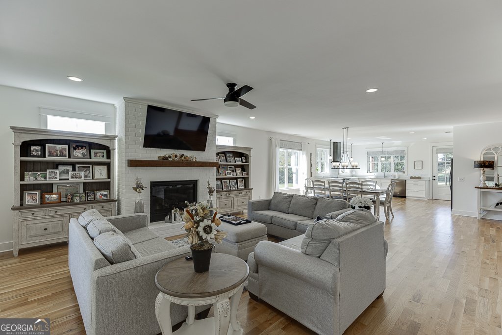 182 Farm Hill Drive Clarkesville - Photo 6