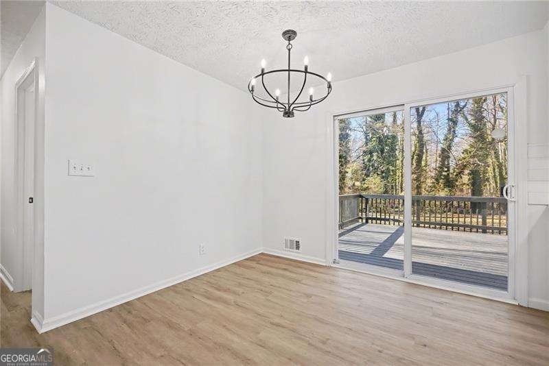 5689 Woodland Drive Acworth - Photo 10