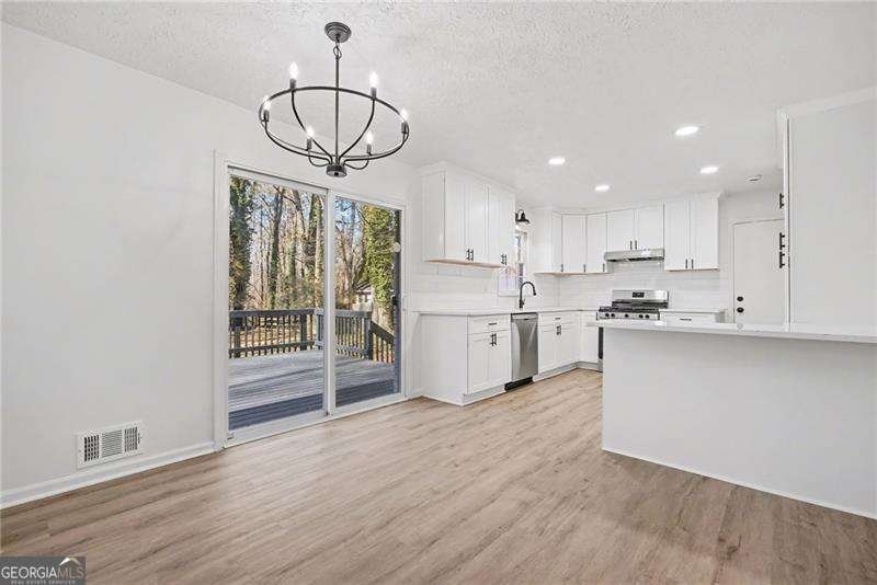 5689 Woodland Drive Acworth - Photo 12