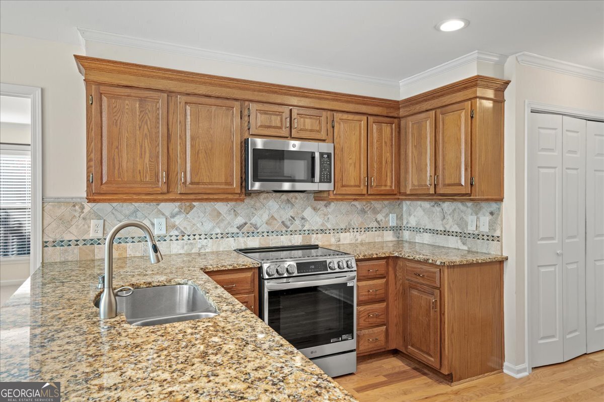 6251 Meadow Run Court Peachtree Corners - Photo 10