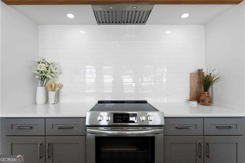 409 Burgundy Way Woodstock - Photo 22