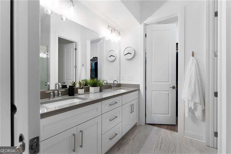 409 Burgundy Way Woodstock - Photo 32