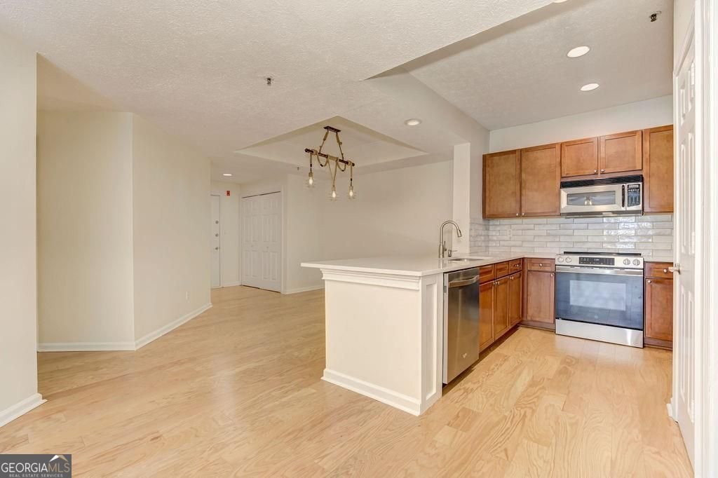 1250 Parkwood Circle Atlanta - Photo 16