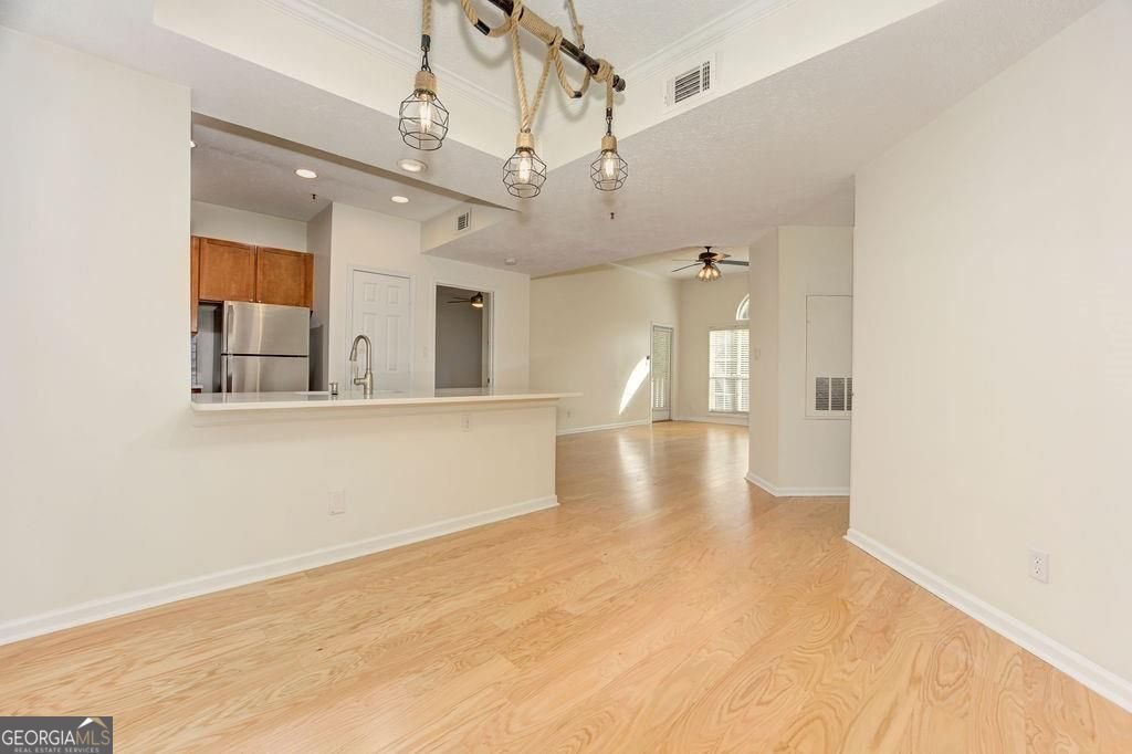 1250 Parkwood Circle Atlanta - Photo 9