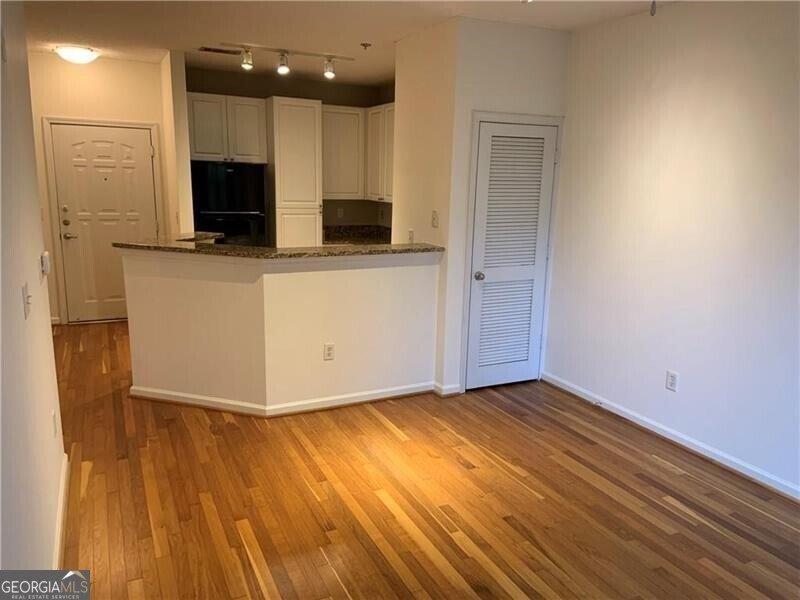 10 Perimeter Summit Boulevard Brookhaven - Photo 1