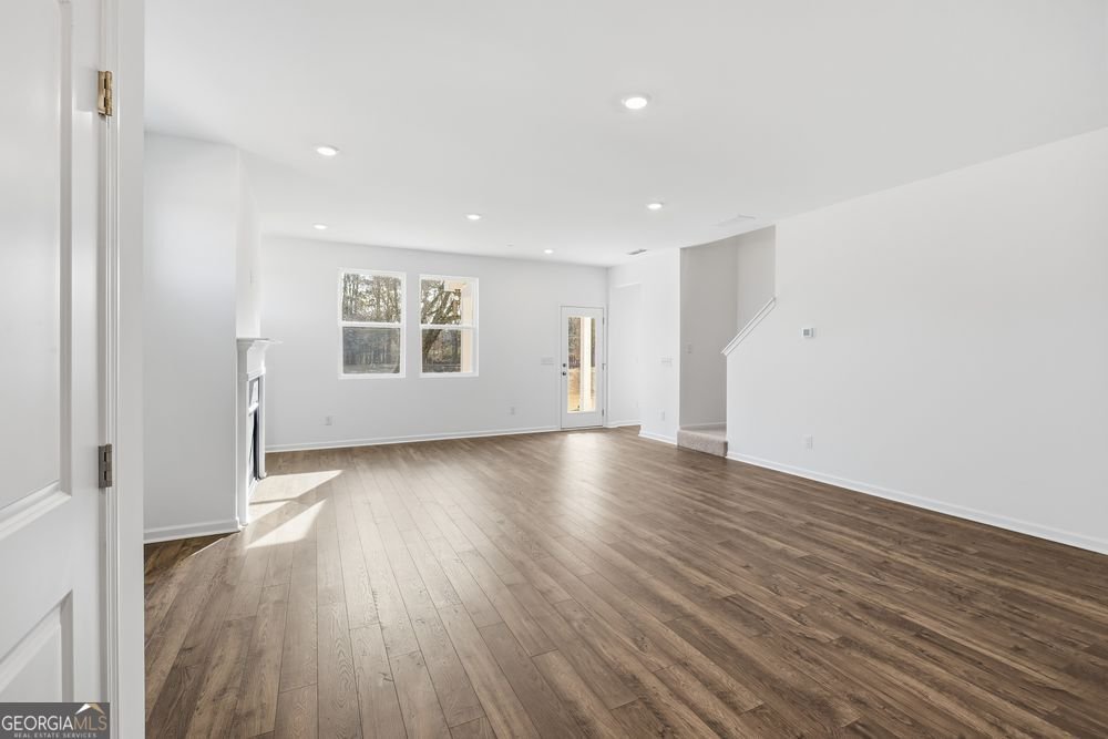 1270 Windance Lake Drive Loganville - Photo 9