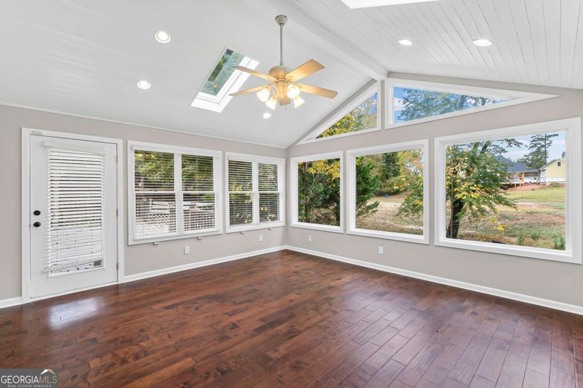 3715 Lakeheath Drive Cumming - Photo 21