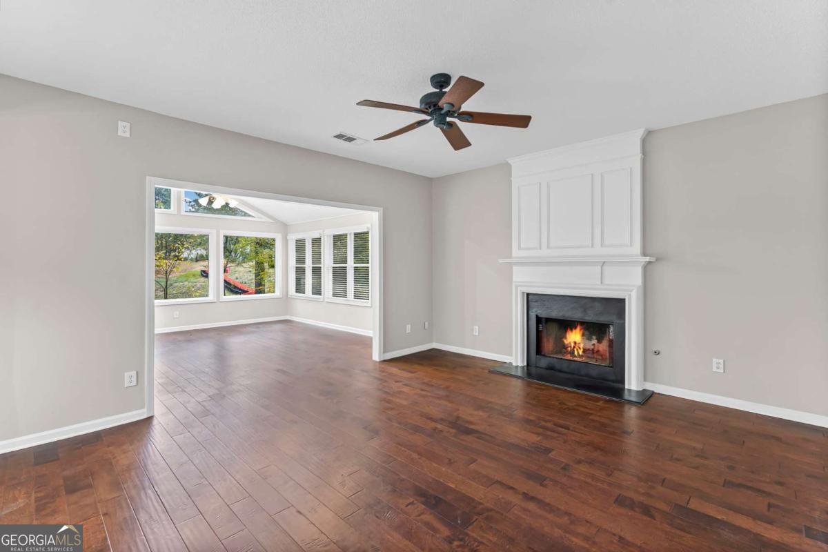 3715 Lakeheath Drive Cumming - Photo 9