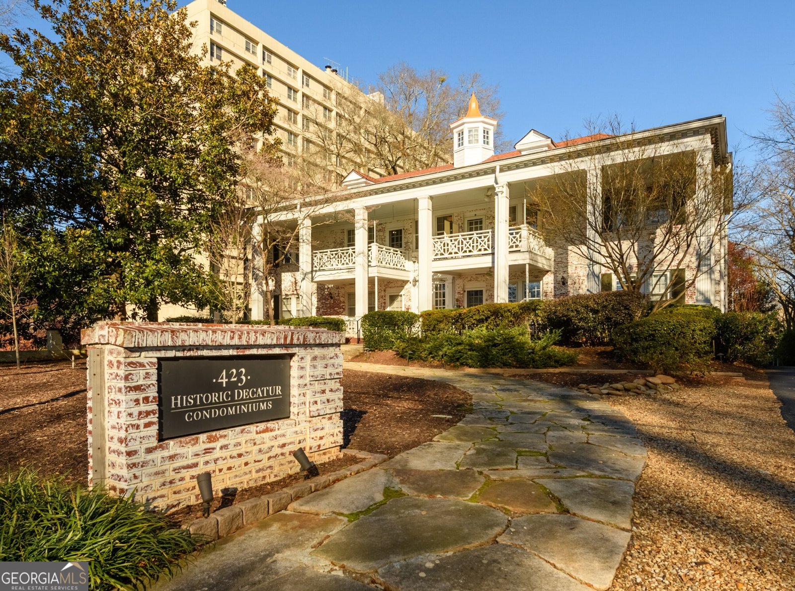 423 Clairemont Avenue Decatur - Photo 1