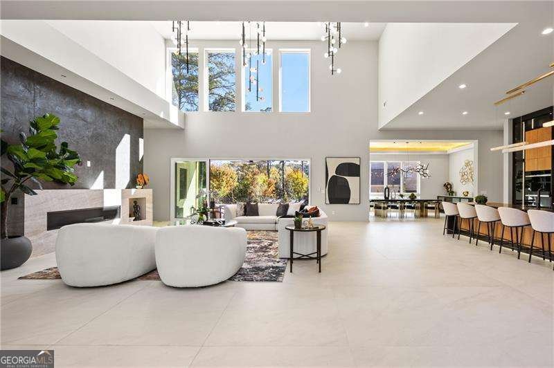 6531 Long Acres Drive Sandy Springs - Photo 15