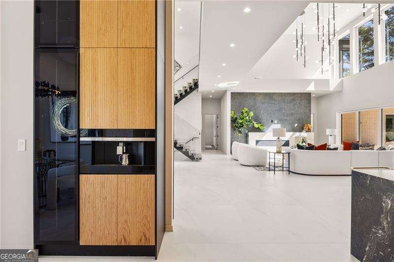 6531 Long Acres Drive Sandy Springs - Photo 31